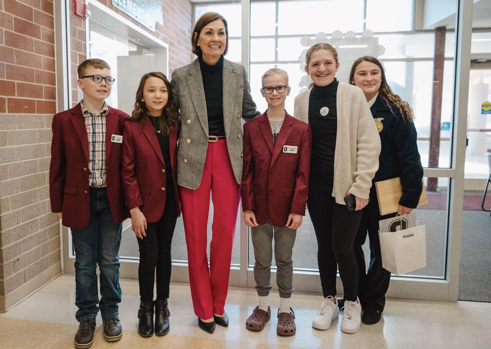 Governor's summer meal grants amount to "crumbs for Iowa kids" - Vimarsana News